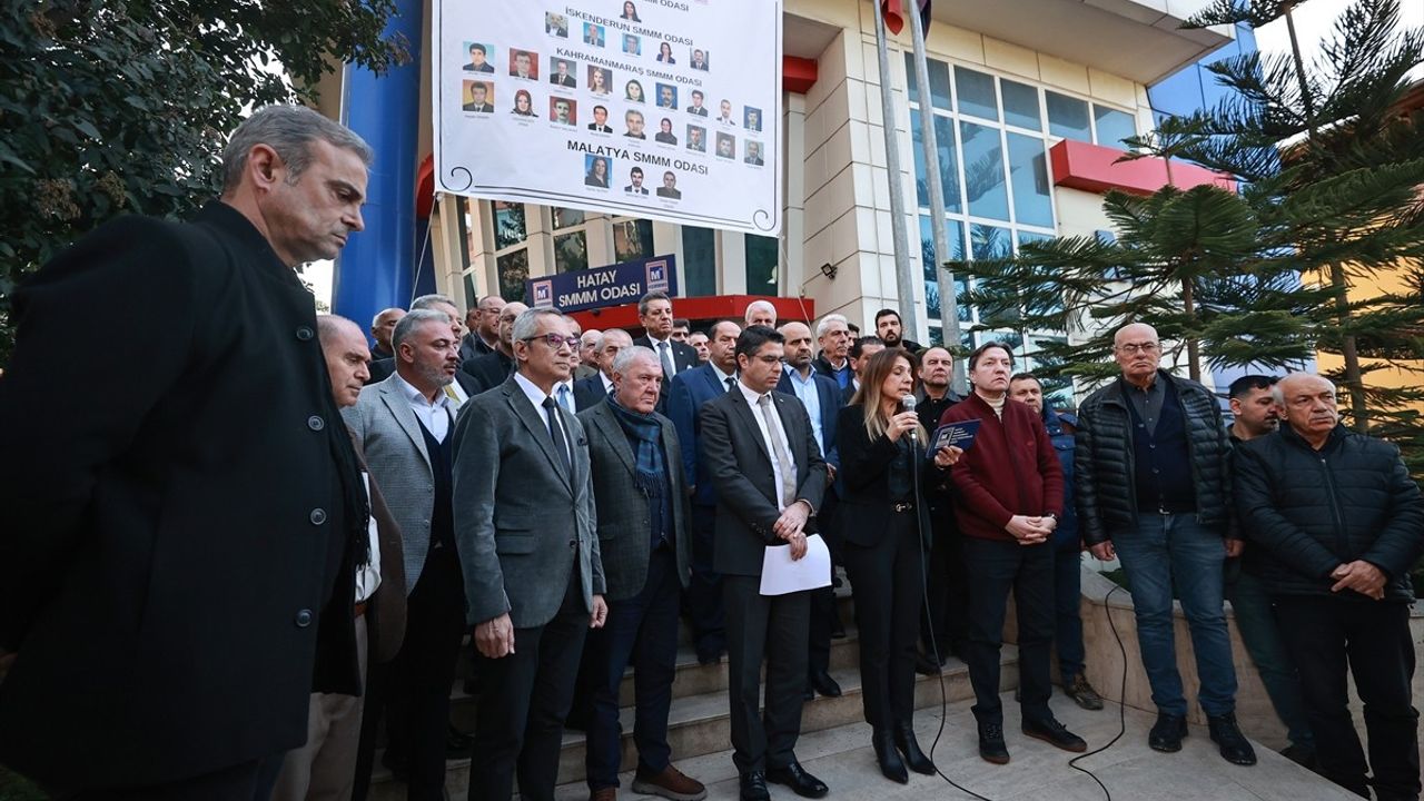 Muhasebeciler Depremde Kaybettikleri Meslektaşlarını Hatay'da Andı