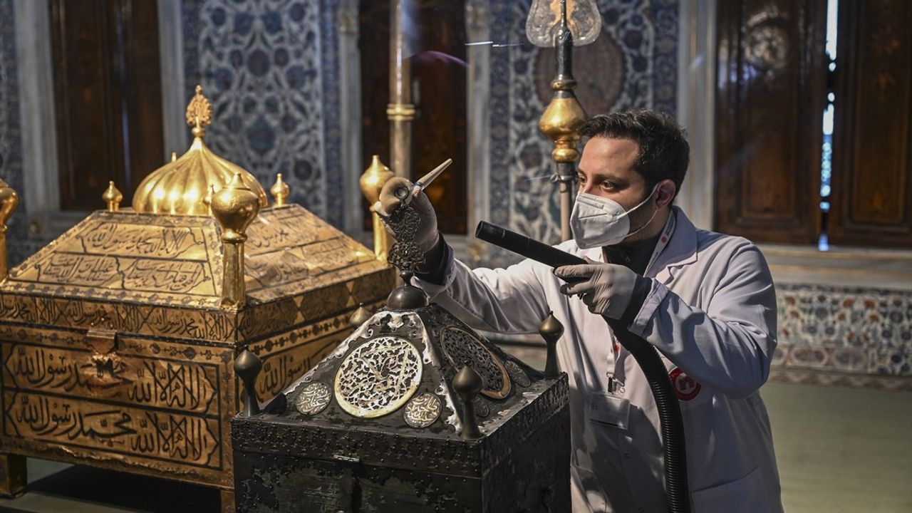 Ramazan İçin Hazırlanan Mukaddes Emanetler Dairesi Ziyarete Açıldı