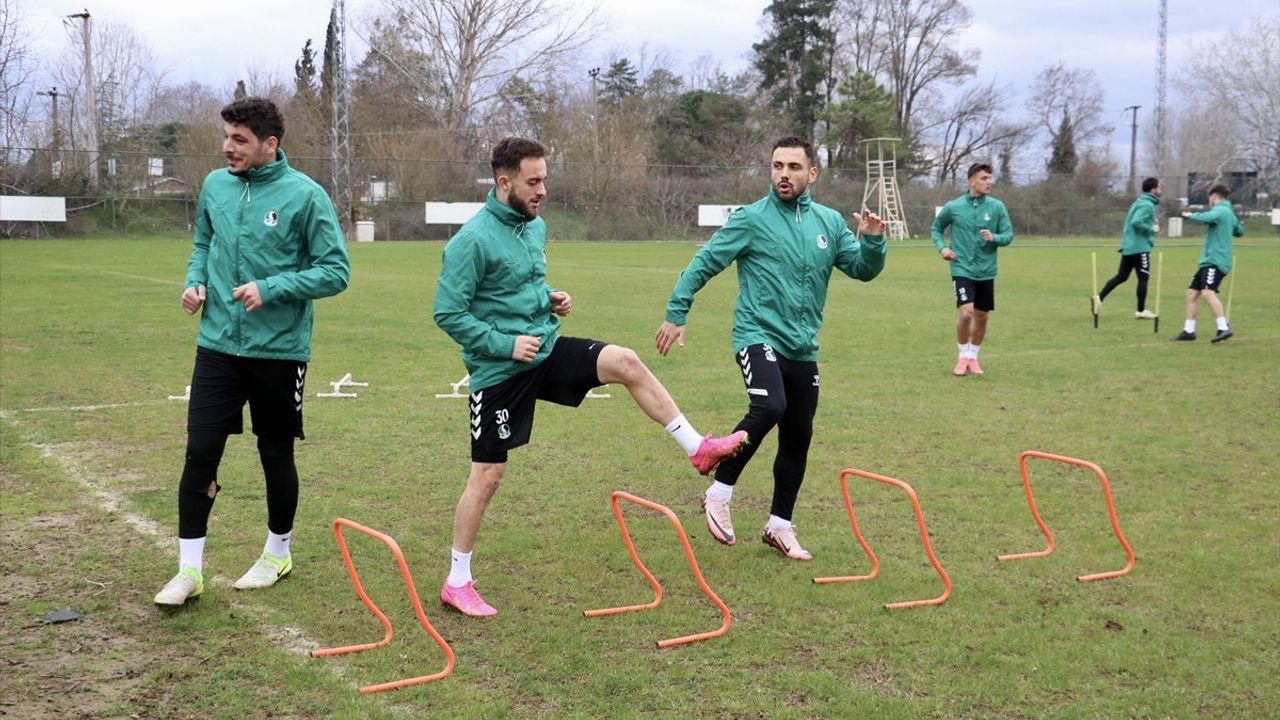 Sakaryaspor, Ahlatcı Çorum FK Maçı İçin Hazırlıklarına Başladı