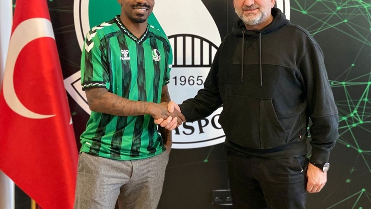 Sakaryaspor, Gael Kakuta ile Sözleşme İmzaladı