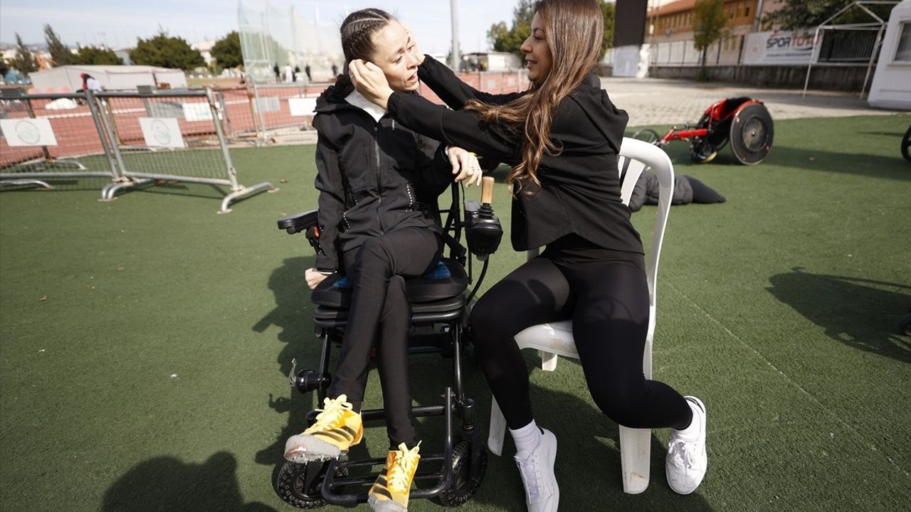 Serebral Palsili Sporcu Canan Doğan, Bisiklet Koşusuna Adım Attı