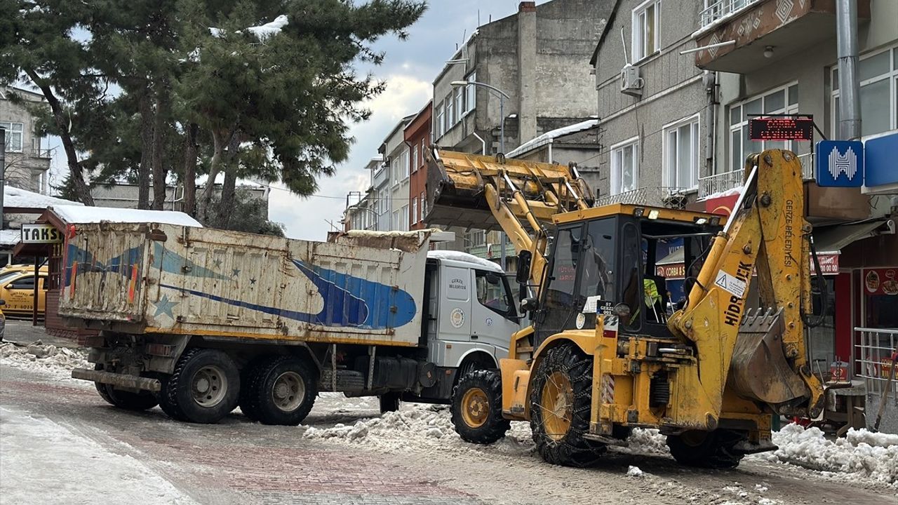 Sinop ve Kastamonu'da 339 Köy Yolu Ulaşıma Kapalı