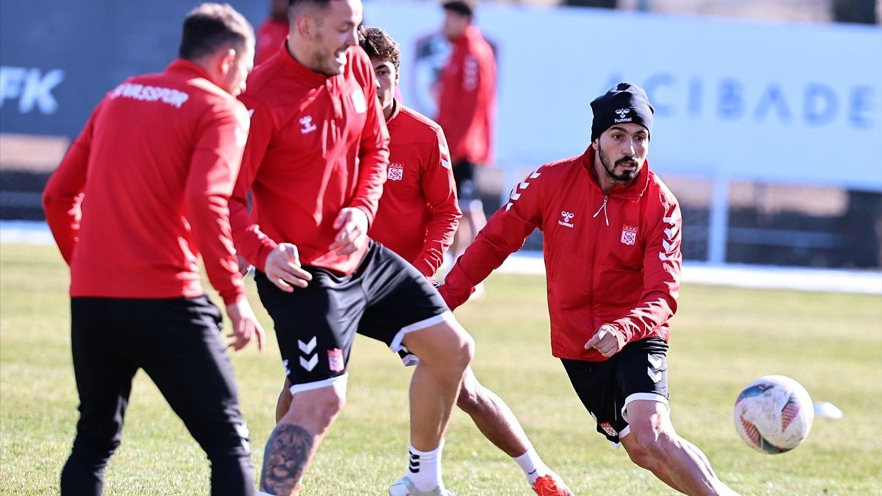 Sivasspor, Gaziantep FK Maçına Hazırlıklarını Tamamladı