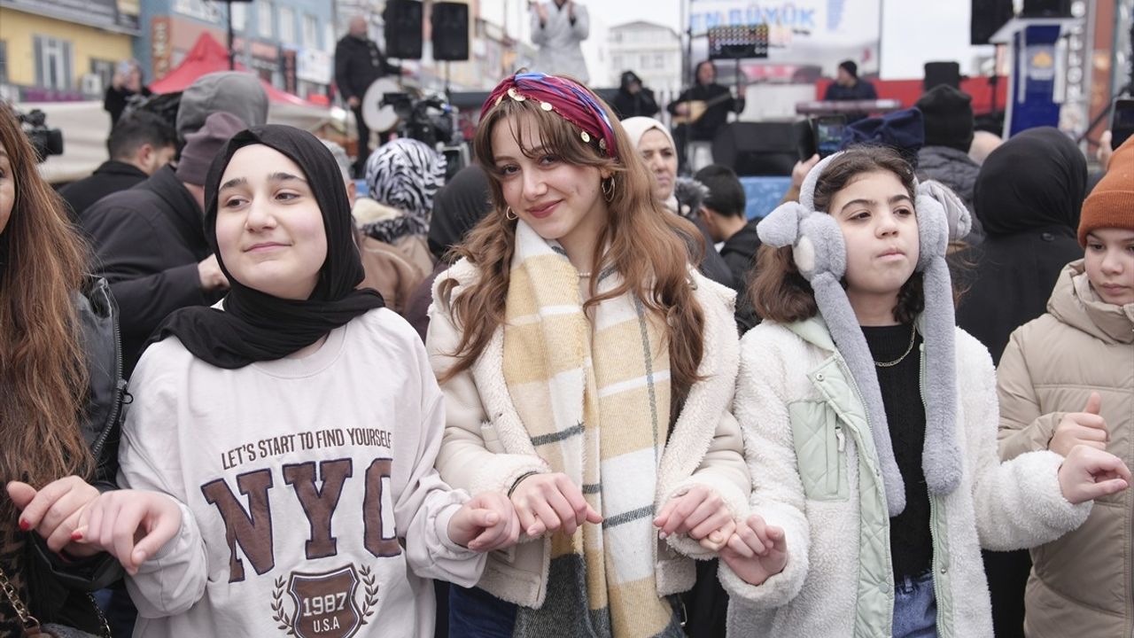 Sultanbeyli Hamsi Festivali'nde Birlik Rüzgarı