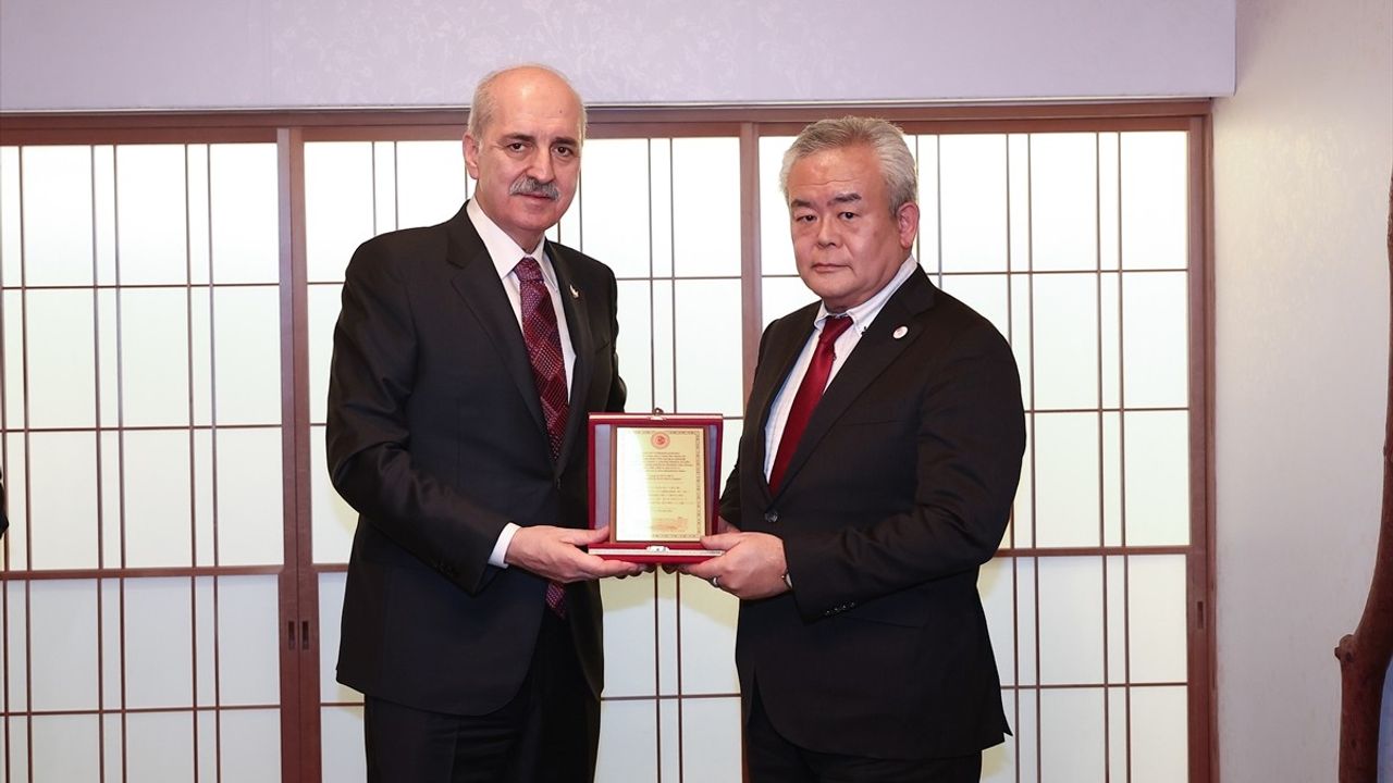 TBMM Başkanı Kurtulmuş Japon Arama Kurtarma Ekibiyle Bir Araya Geldi