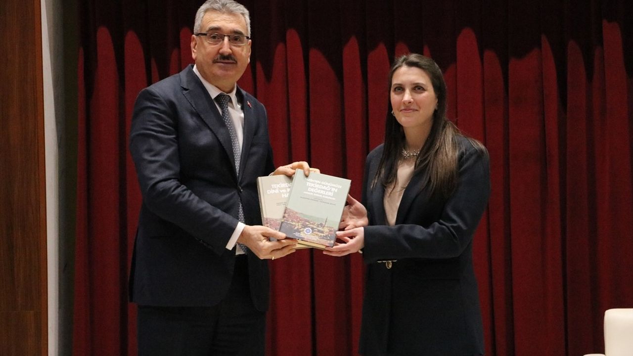 Tekirdağ'da Milli Teknoloji Hamlesi ve Paradigma Dönüşümü Konferansı