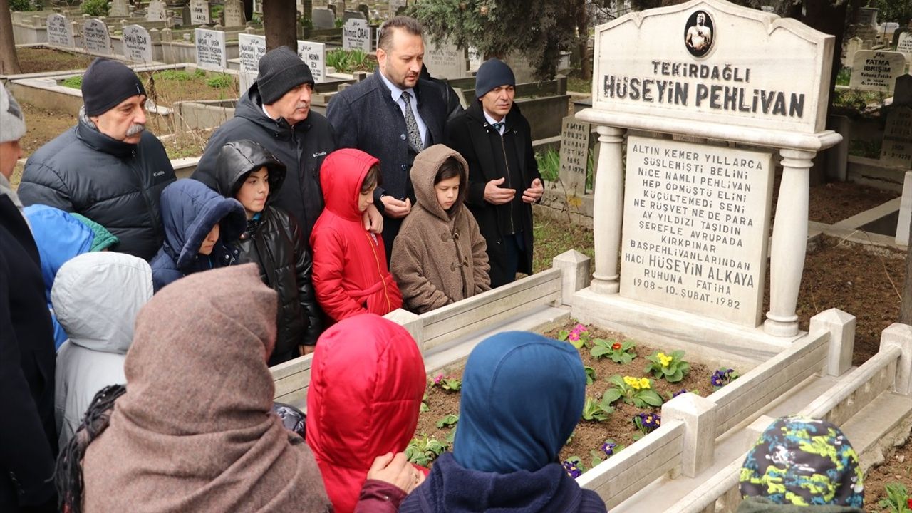 Tekirdağlı Hüseyin Pehlivan Anıldı