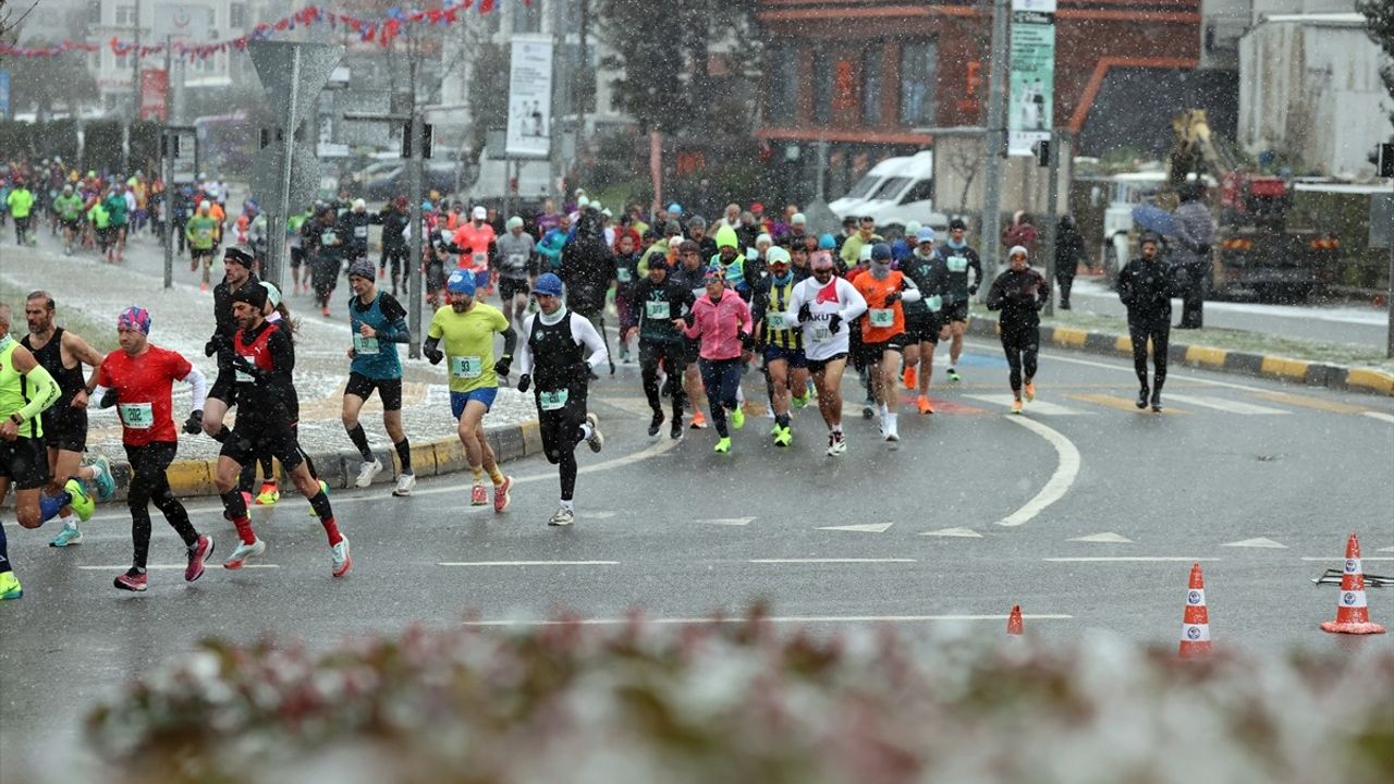 Trabzon'da 45. Uluslararası Yarı Maraton Coşkuyla Gerçekleşti