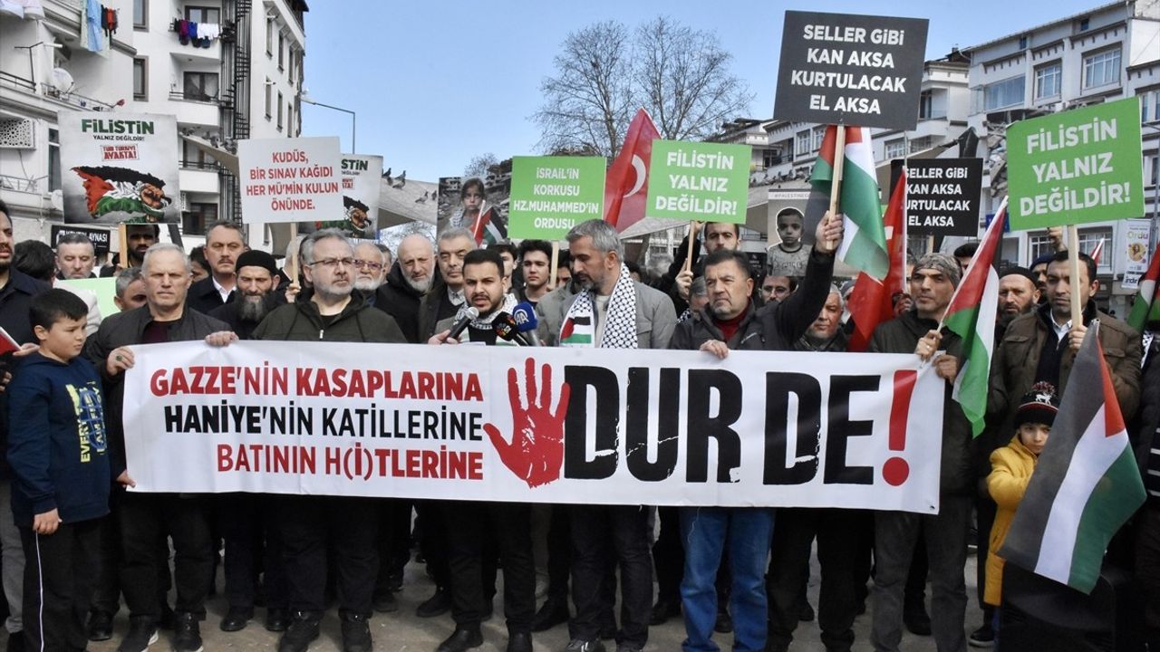 Trabzon ve Ordu'da Filistin İçin Yürüyüş Düzenlendi