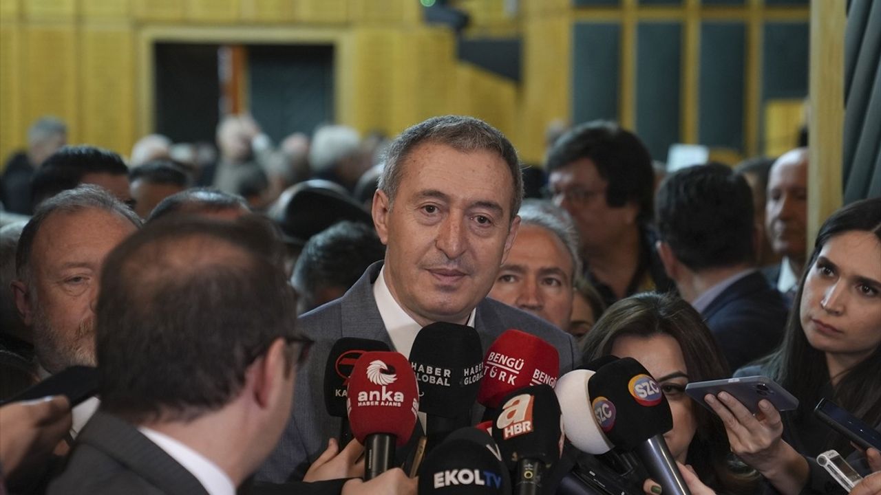 Tuncer Bakırhan DEM Parti Toplantısında Önemli Açıklamalar Yaptı