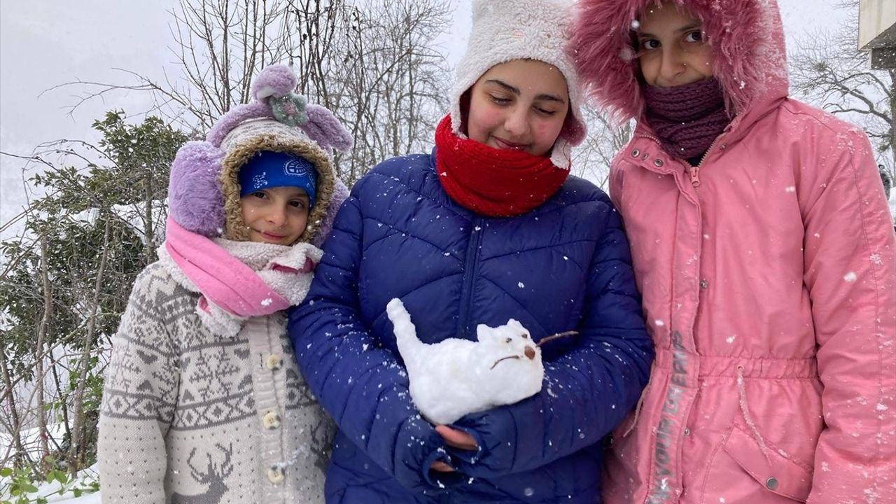 Yomra'da Kardan Adam Yarışması Heyecanı