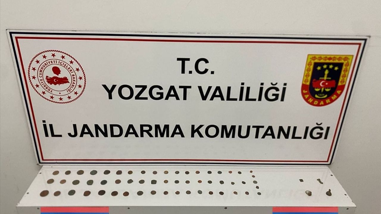 Yozgat'ta Tarihi Eser Operasyonu: 56 Sikke ve 4 Obje Ele Geçirildi