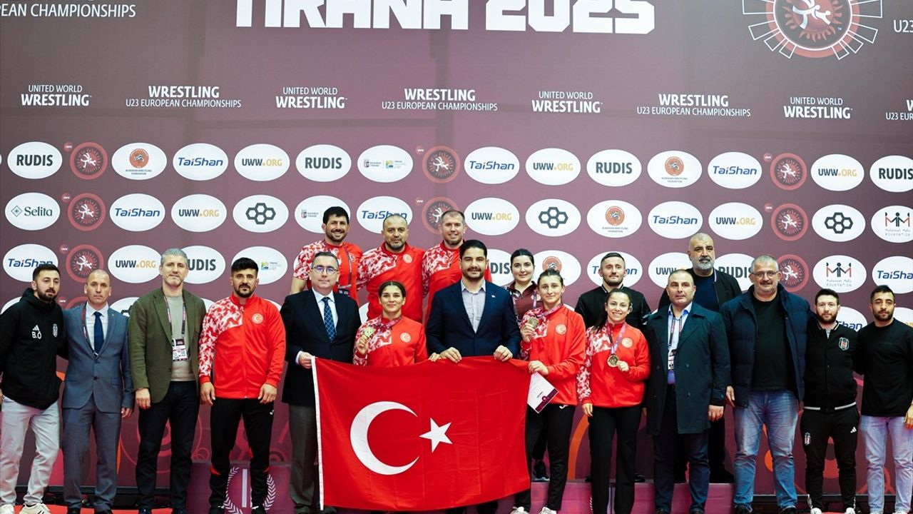 23 Yaş Altı Avrupa Güreş Şampiyonası'nda Türk Kadınları Başarı Elde Etti