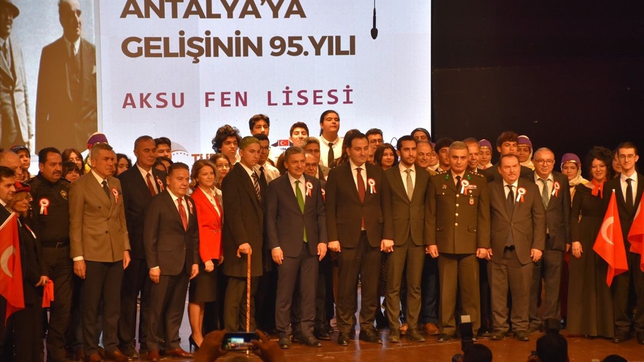 95. Yılda Atatürk'ü Anma Kutlamaları Antalya'da Yapıldı