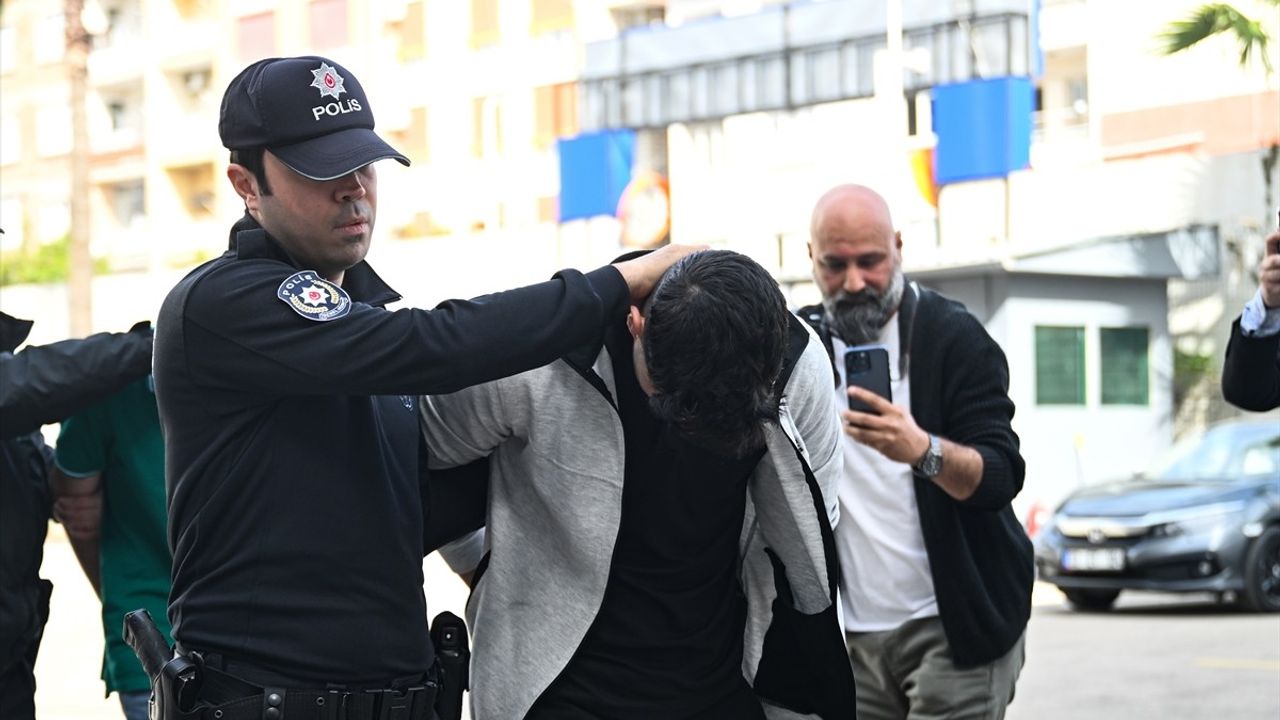 Adana'da Gaspa Karışan 6 Şüpheli Gözaltına Alındı