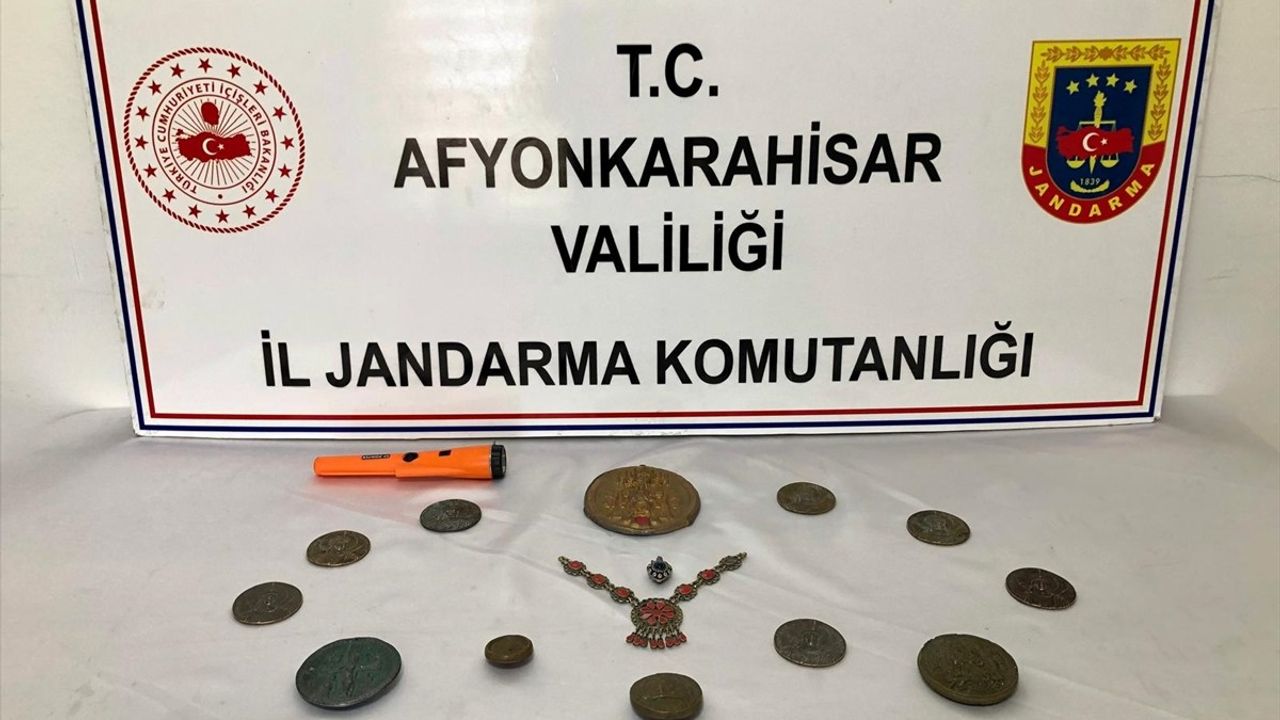 Afyonkarahisar'da Tarihi Eser Kaçakçılığına Operasyon