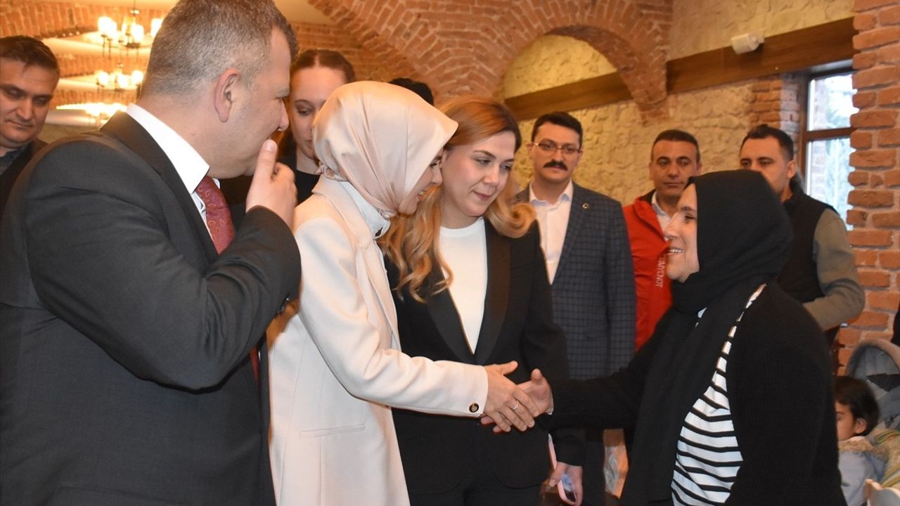 Aile ve Sosyal Hizmetler Bakanı Göktaş, Emirdağ'da Aile İftarında Konuştu