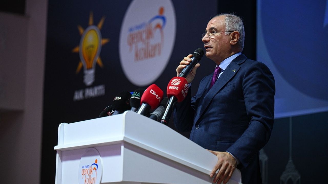 AK Gençlik İftarı'nda Önemli Açıklamalar