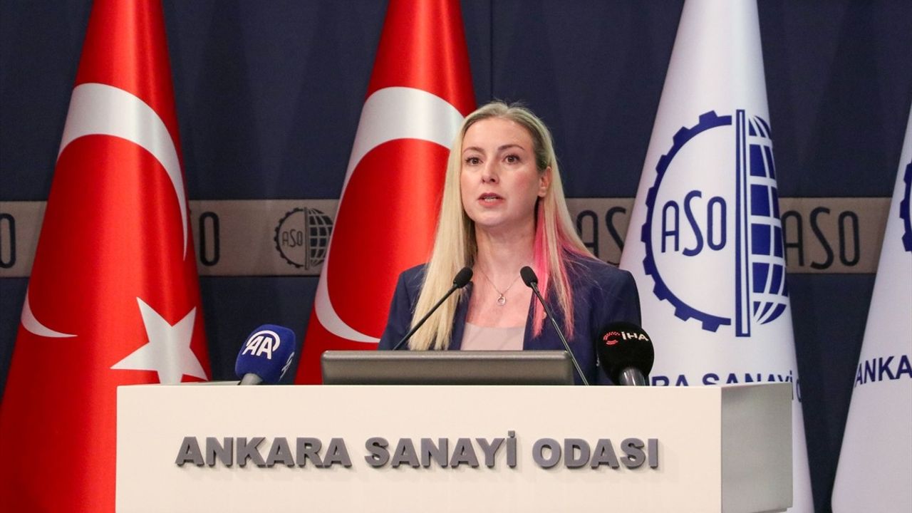 Ankara'da Çalışan Kadın Fotoğraf Yarışması Sonuçlandı