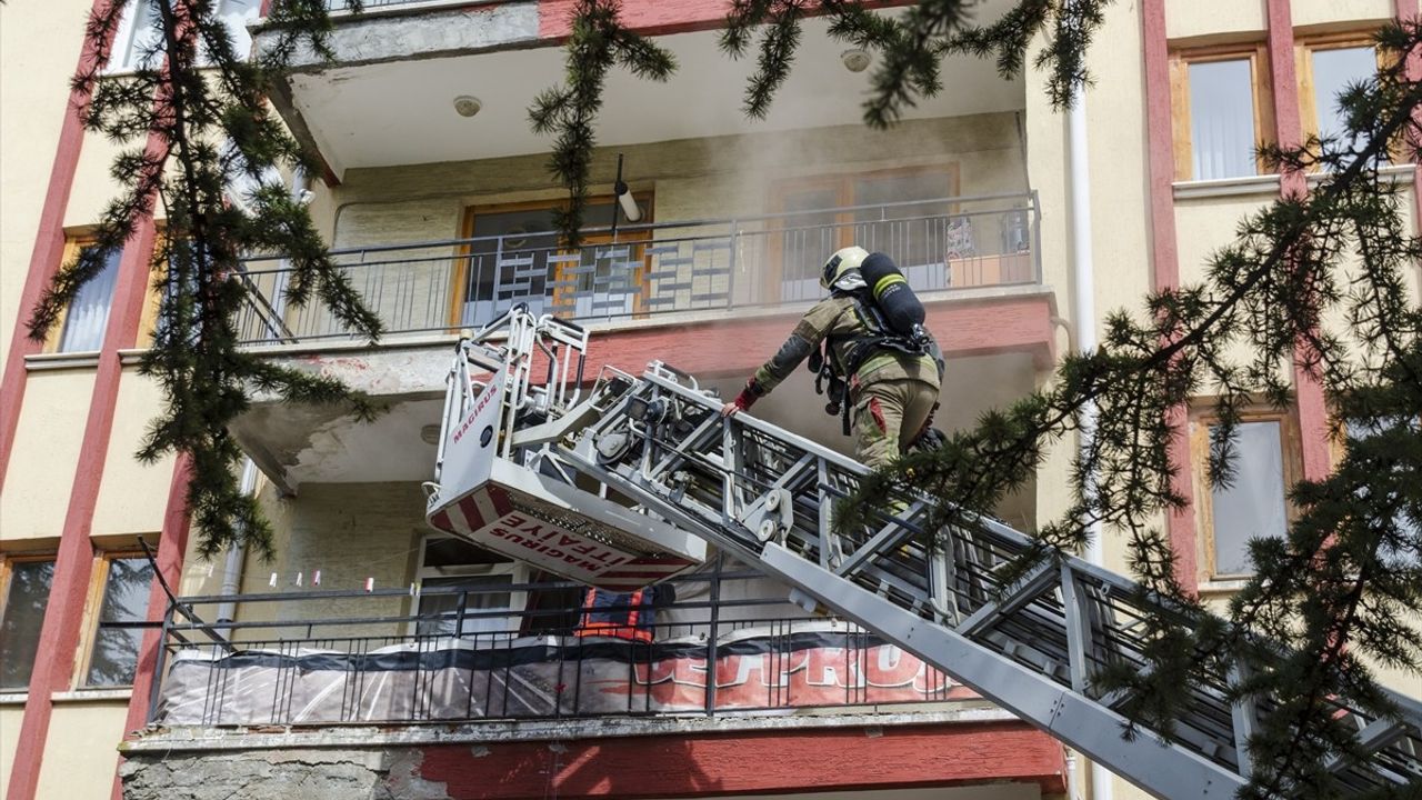 Ankara'da Yangın: Suriyeli Aile Korku Dolu Anlar Yaşadı