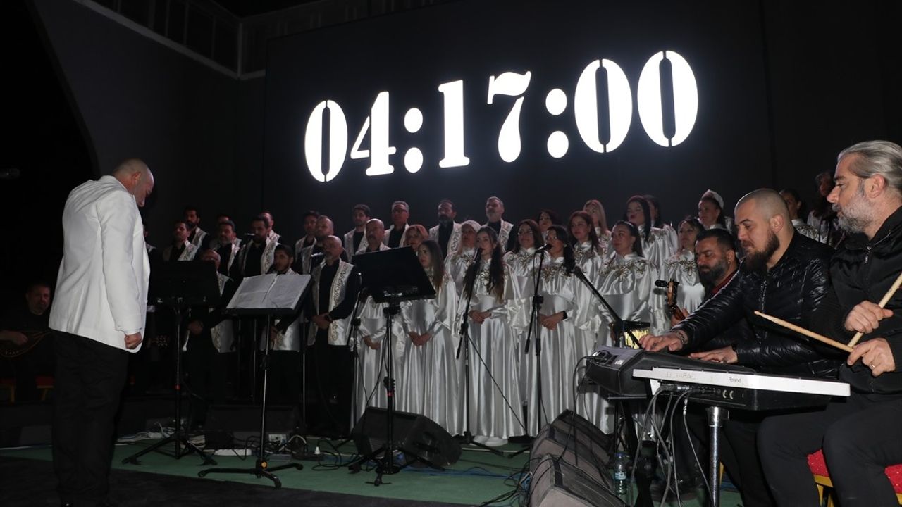 Antakya Medeniyetler Korosu Hatay'da Konser Verdi