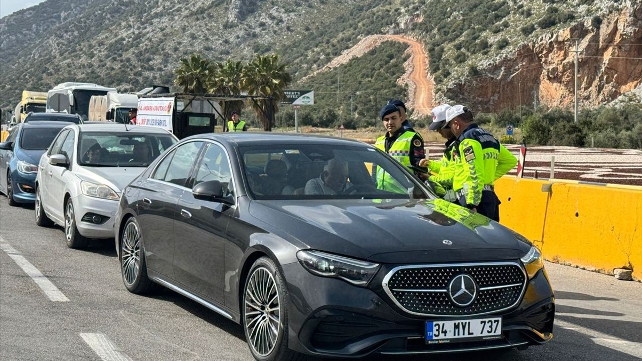 Antalya'da Ramazan Bayramı için 62 Bin Personel Görevde