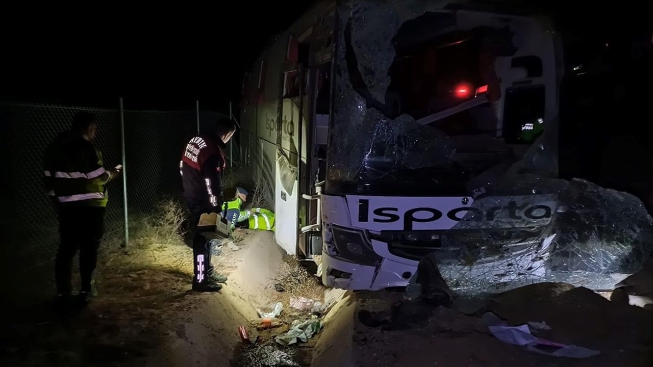 Aydın'da Otobüs Kazası: 1 Ölü, 27 Yaralı