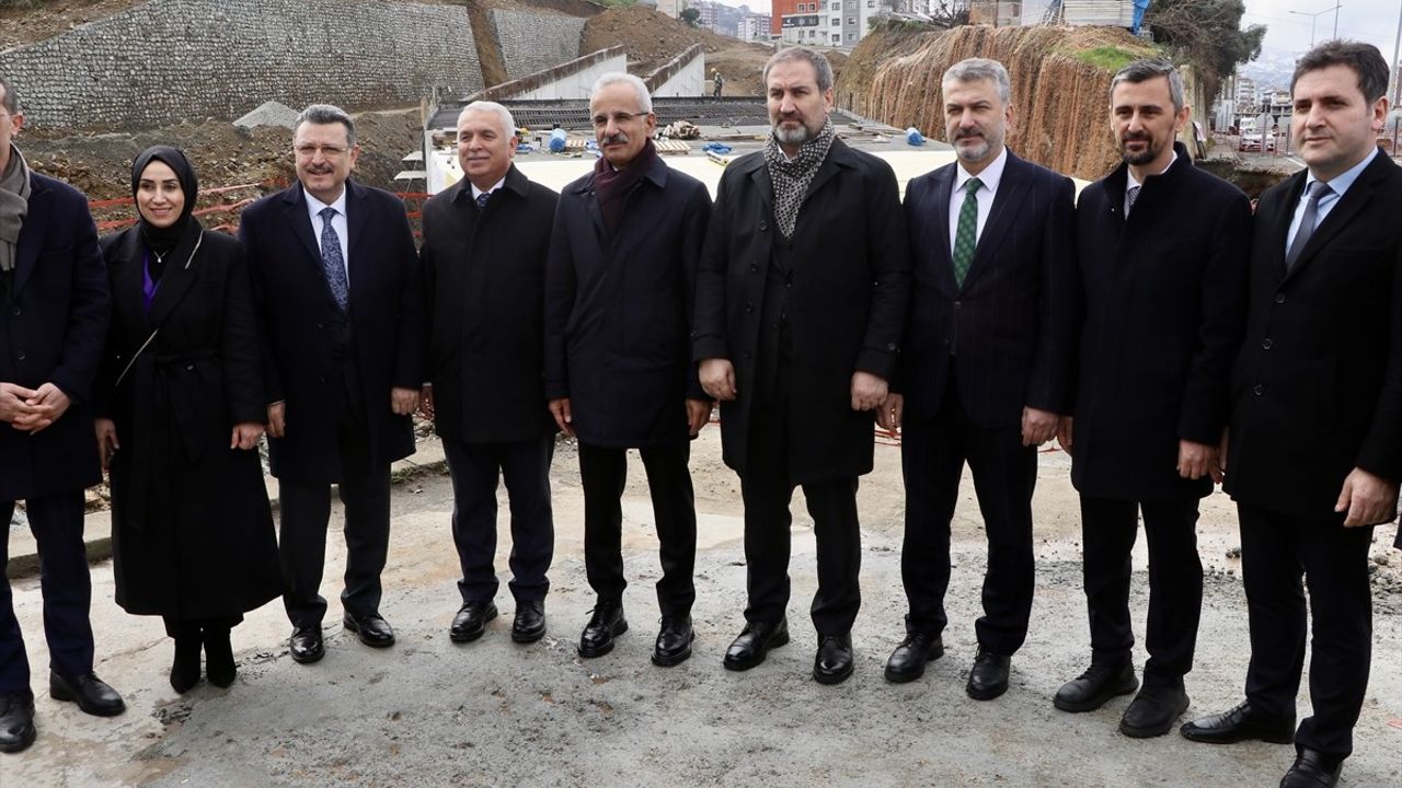 Bakan Uraloğlu: Günlük 400 Büyük Saldırıyı Engelliyoruz