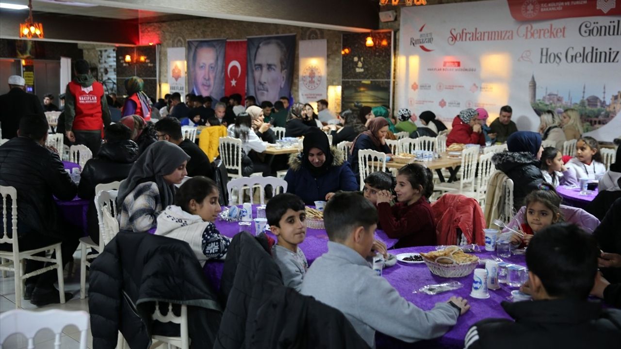 Bitlis'te İftar Programı coşkusu