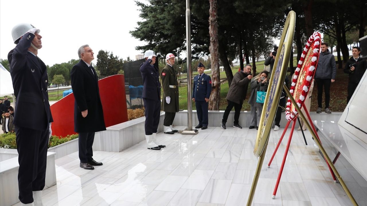 Bursa'da 18 Mart Şehitleri Anma Günü Töreni Gerçekleşti