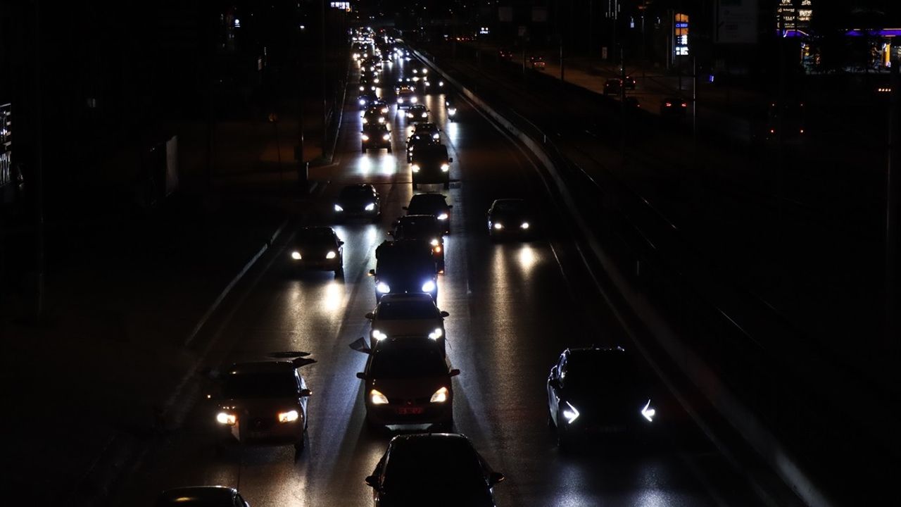 Bursa'da Gazze'ye Destek Konvoyu Düzenlendi