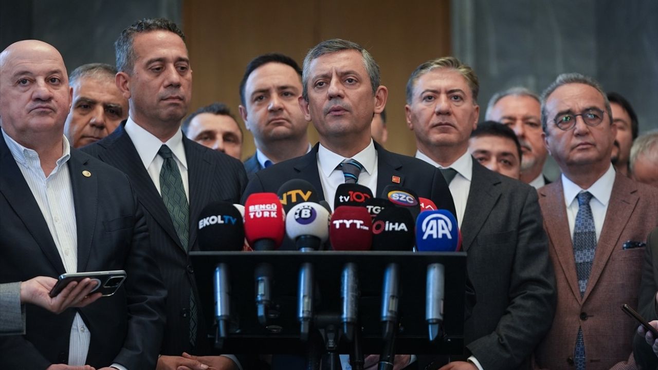 CHP, Ekrem İmamoğlu'nu Cumhurbaşkanı Adayı Olarak Belirledi