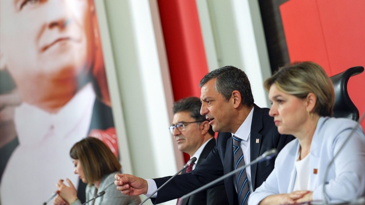 CHP Parti Meclisi Toplantısı Gerçekleşti
