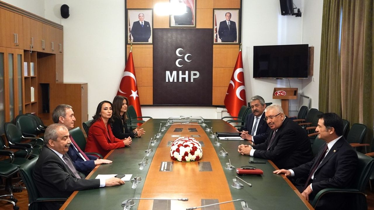 DEM Partisi MHP Heyetini Ziyaret Etti