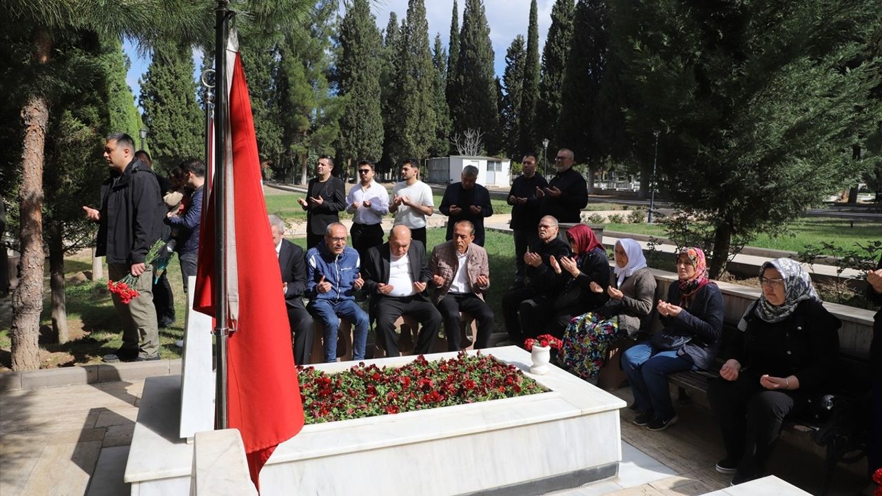 Denizli'de Bayram Öncesi Şehitlik Ziyareti