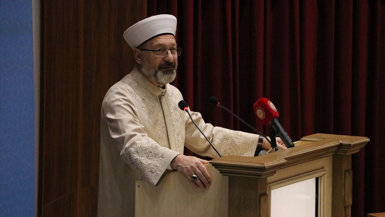 Diyanet İşleri Başkanı Ali Erbaş Tekirdağ'da İslam ve İyilik Üzerine Konuştu