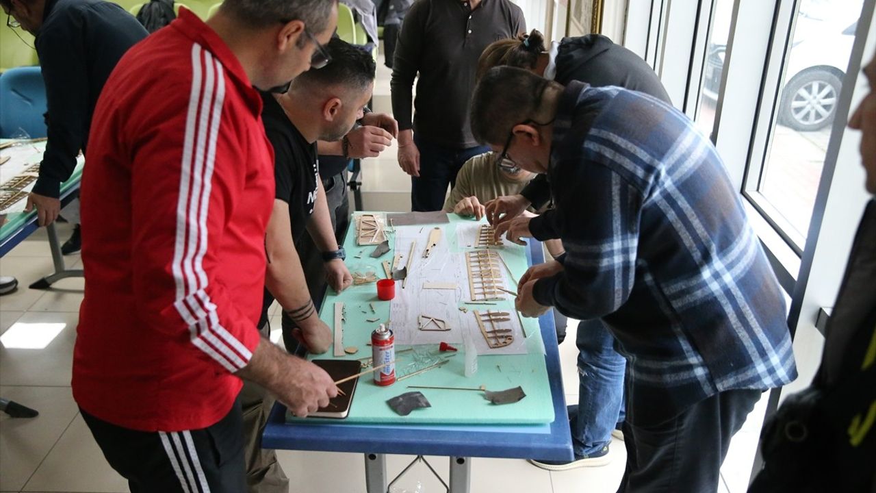 Edirne'de Model Planör Eğitimi ve Hakemlik Semineri Düzenlendi