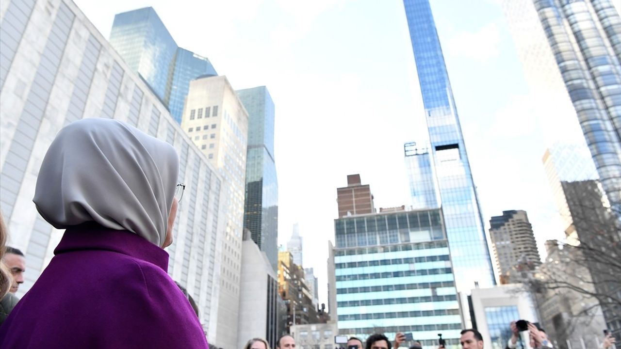 Emine Erdoğan, BM'de Sıfır Atık Sergisini Ziyaret Etti