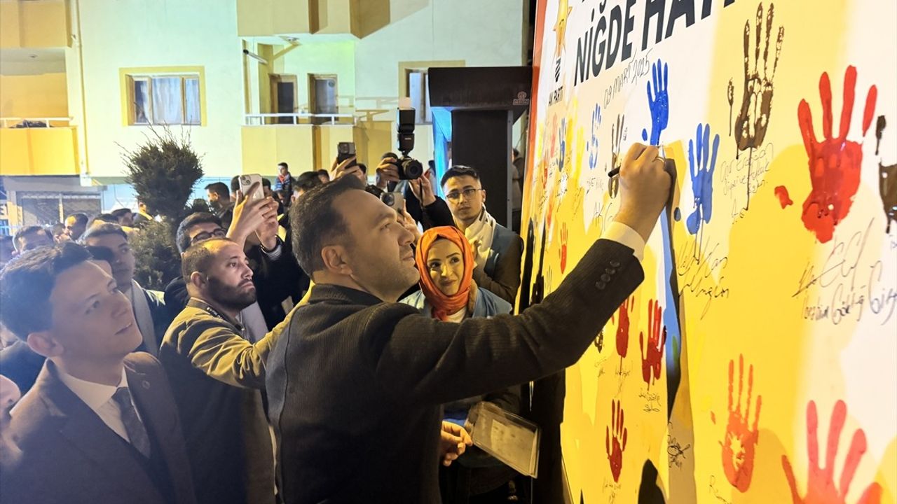 Gençlik Buluşması'nda AK Parti'nin Gençlere Verdiği Önem Vurgulandı