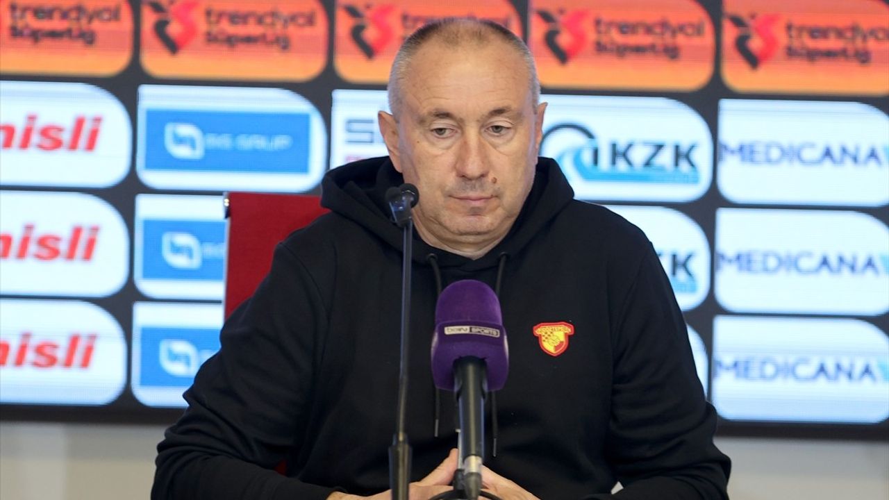 Göztepe'nin Avrupa Hedefi: Stoilov Açıklamalarda Bulundu
