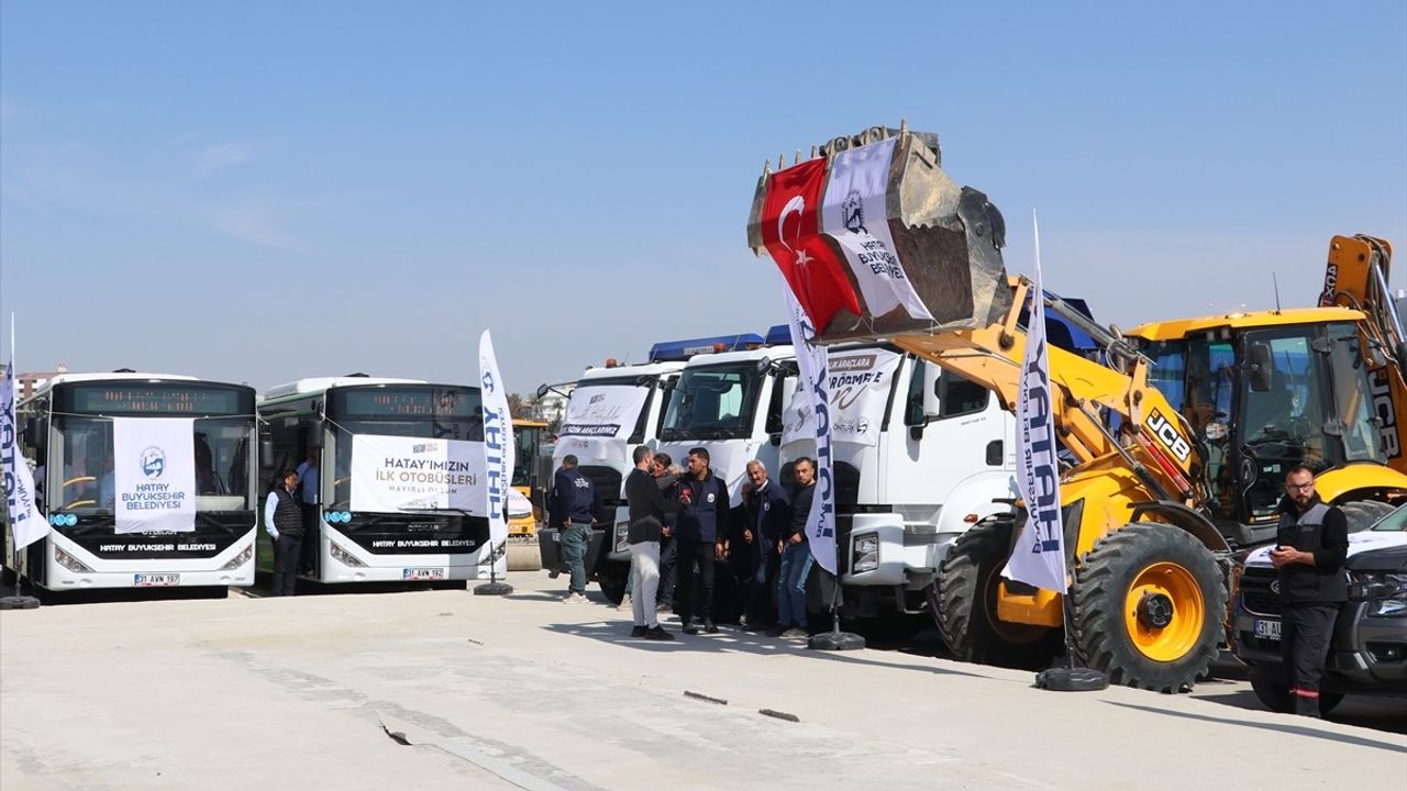 Hatay Büyükşehir Belediyesi 1000 Yeni Araçla Hizmette