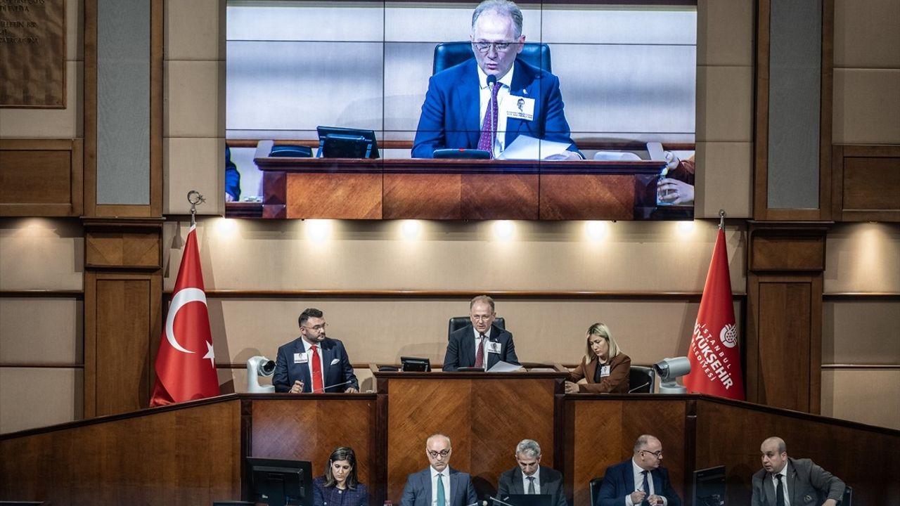 İBB Başkan Vekilliği Koltuğu Nuri Aslan'a Emanet