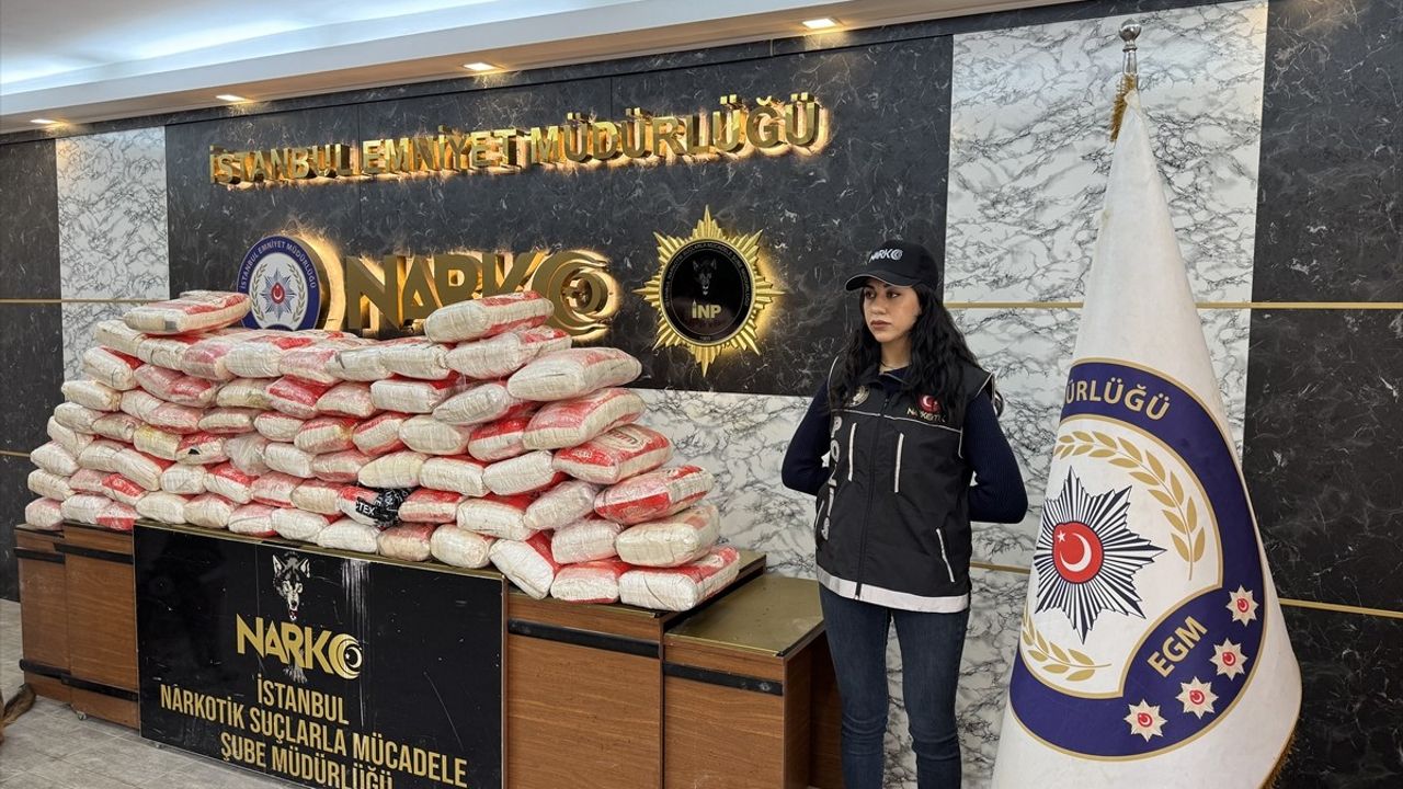 İstanbul'da 365 Kilogram Kokain Operasyonu