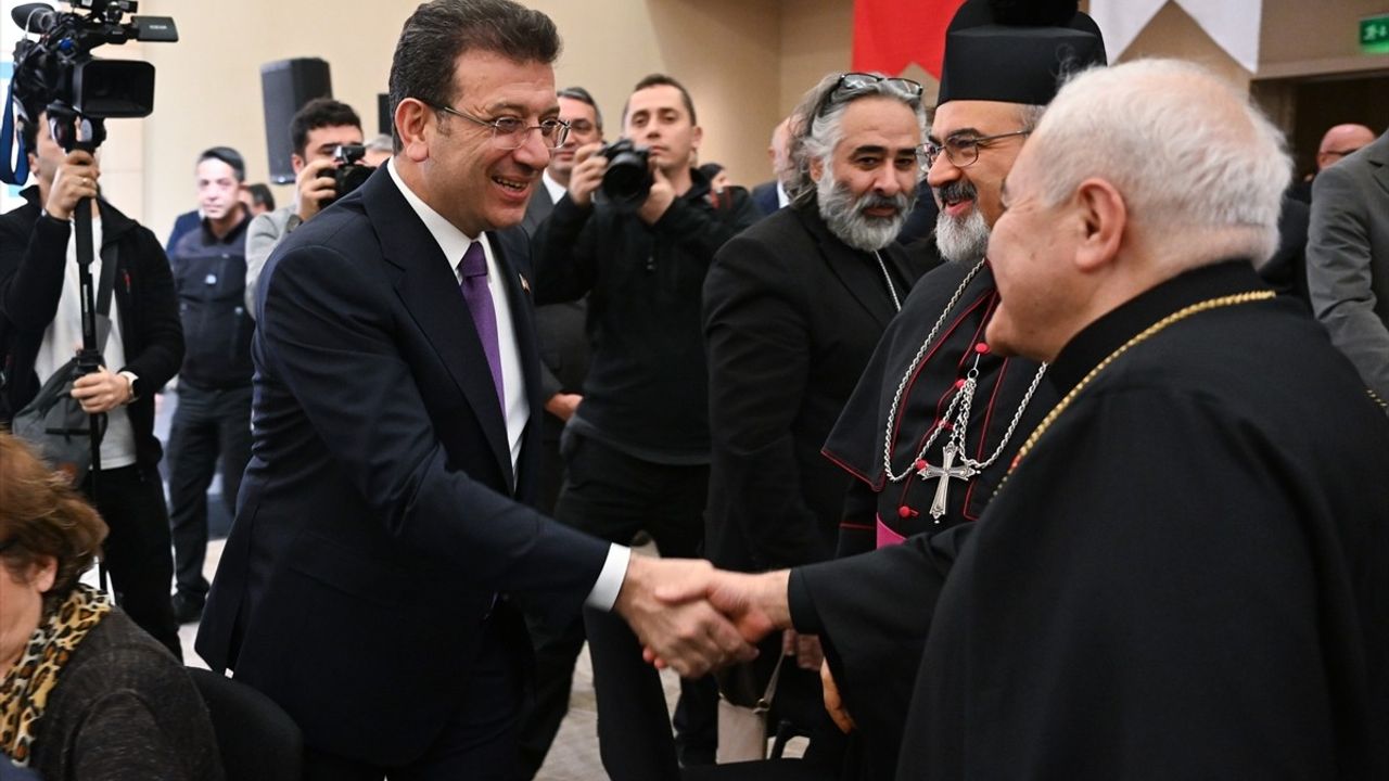 İstanbul'da İnanç Gruplarının İftarı