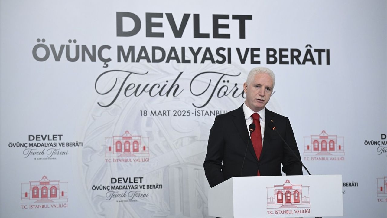 İstanbul'da Şehit Aileleri ve Gazilere Devlet Övünç Madalyası