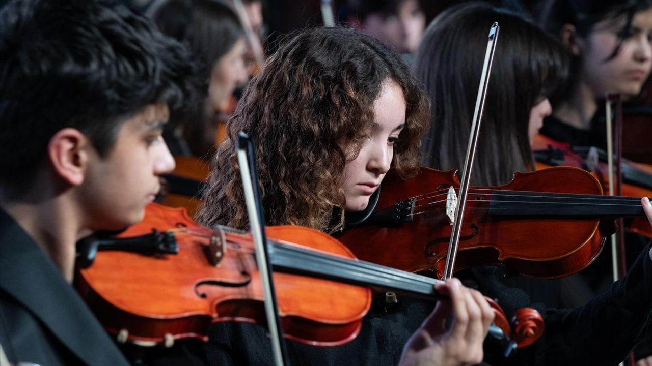 İstiklal Marşı'nın Kabulü ve Mehmet Akif Ersoy'u Anma Programı