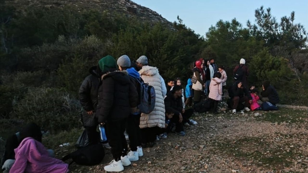 İzmir'de Düzensiz Göçmen Operasyonu