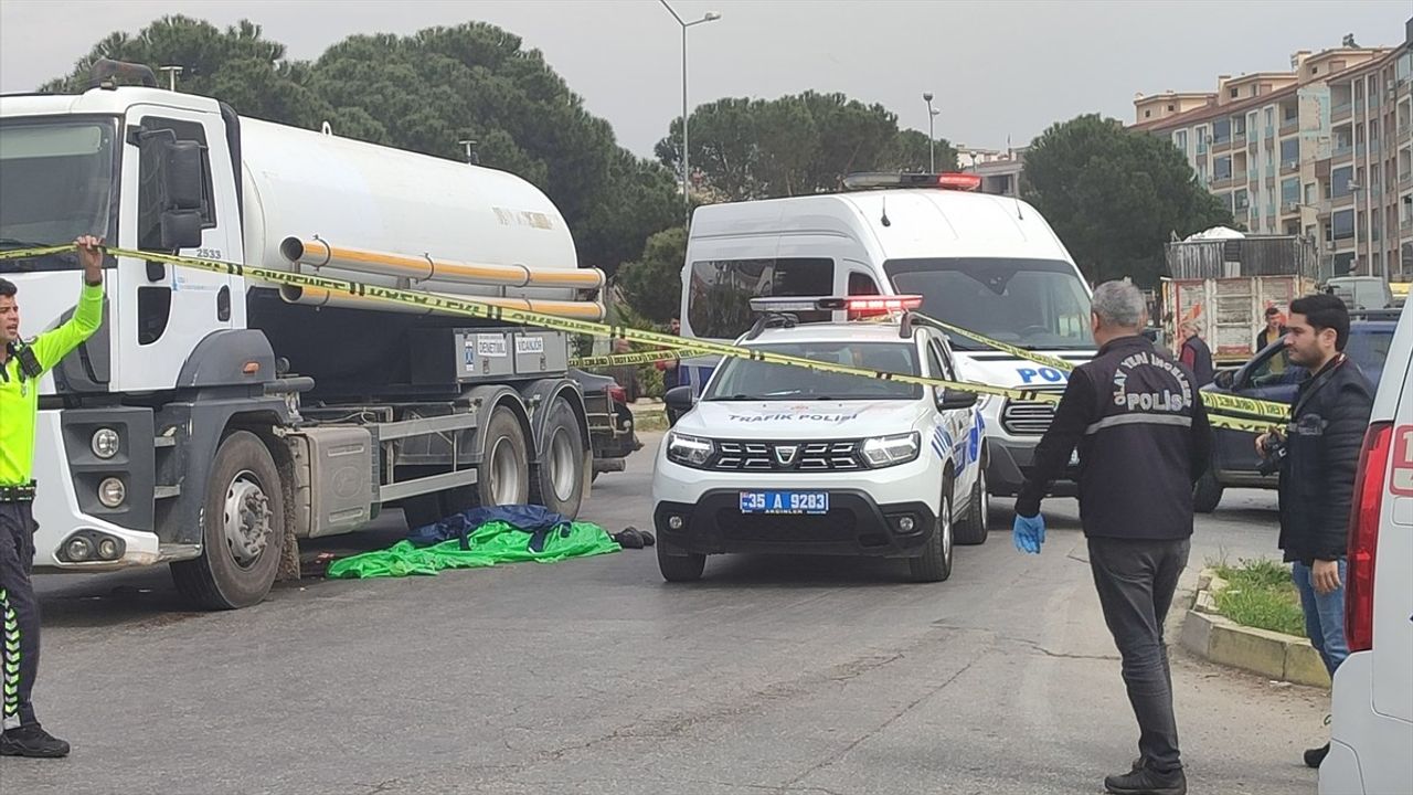 İzmir'de Feci Kaza: Yaya Hayatını Kaybetti