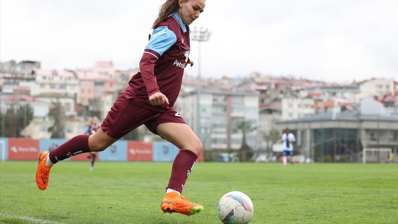 Kadın Futbol Süper Ligi: Trabzonspor ve Hakkarigücü Berabere Kaldı