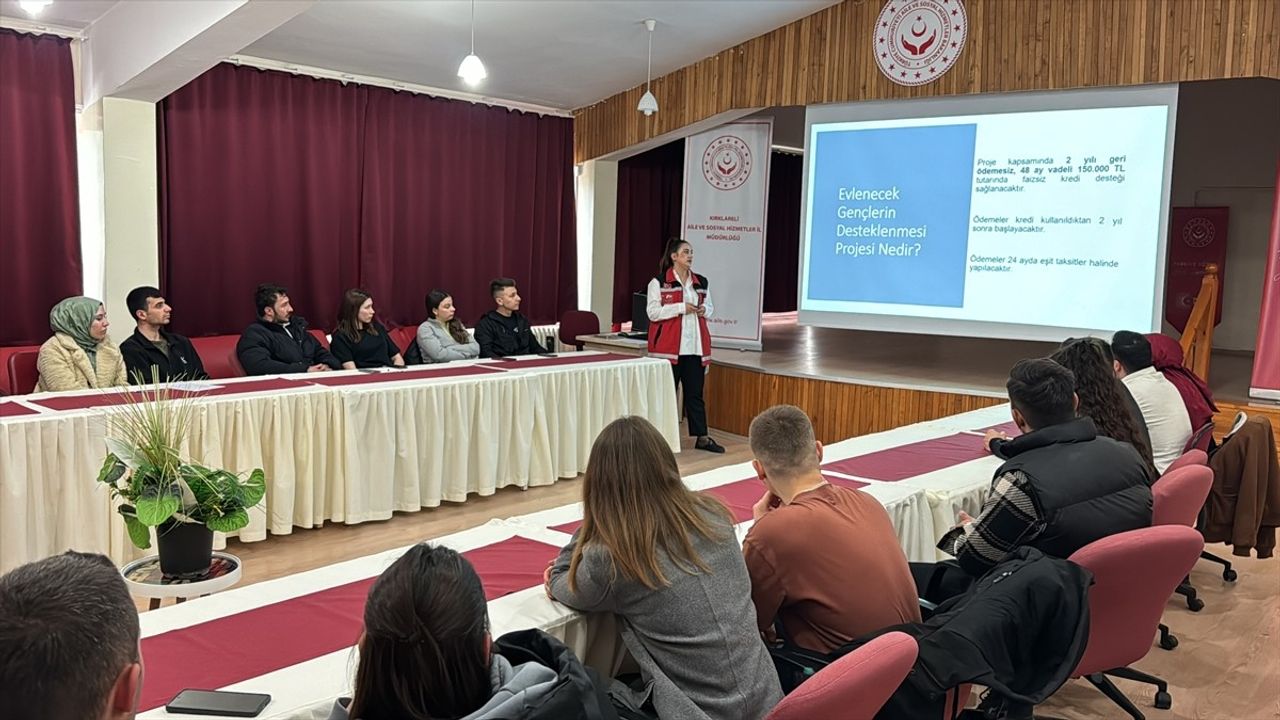 Kırklareli'nde Evlenecek Gençlere Destek Projesi Eğitimleri Başladı